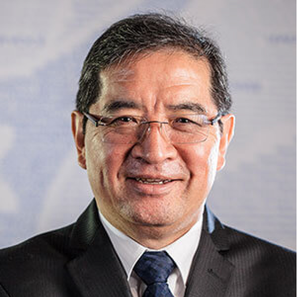 Gilberto Katayama - Médico e Terapeuta