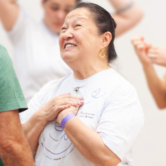 Foto de Dirce Katayama sorrindo